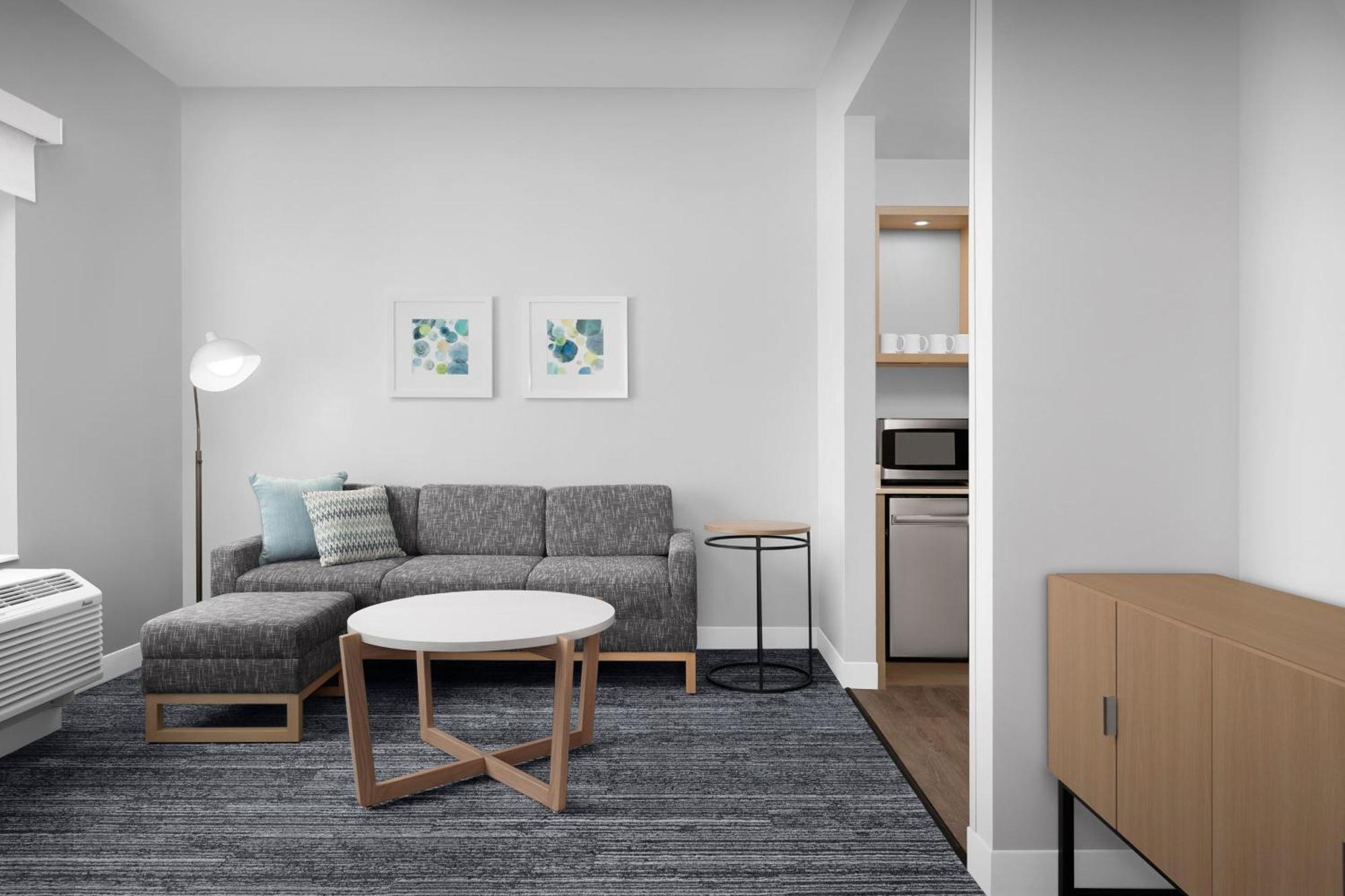 Towneplace Suites Jacksonville Airport ภายนอก รูปภาพ